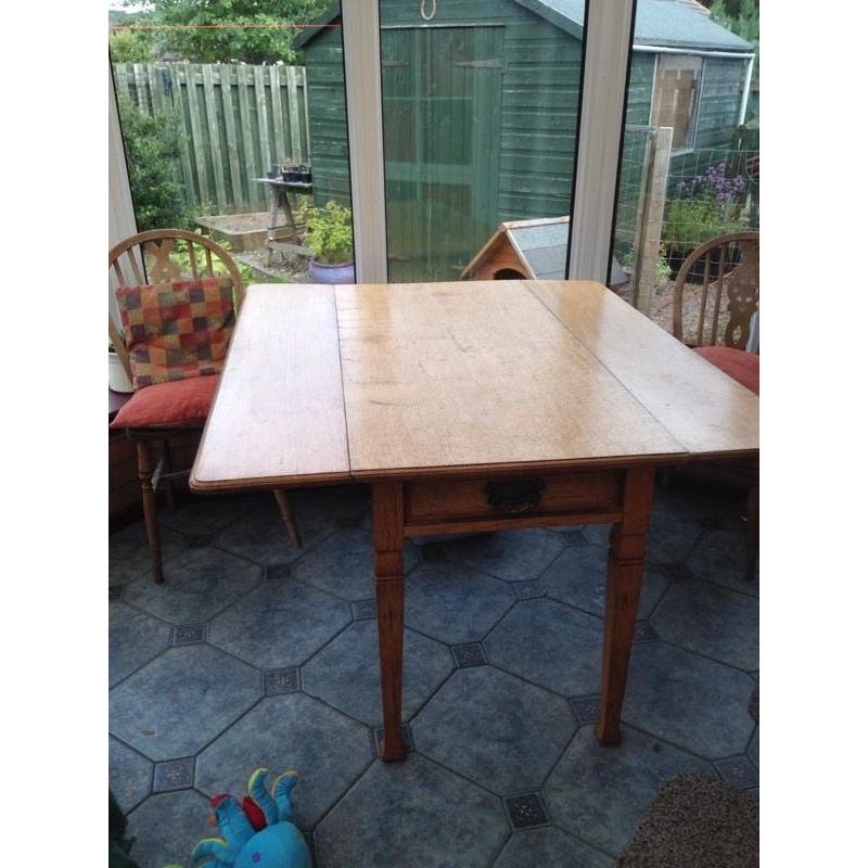 Oak Pembroke drop leaf Table