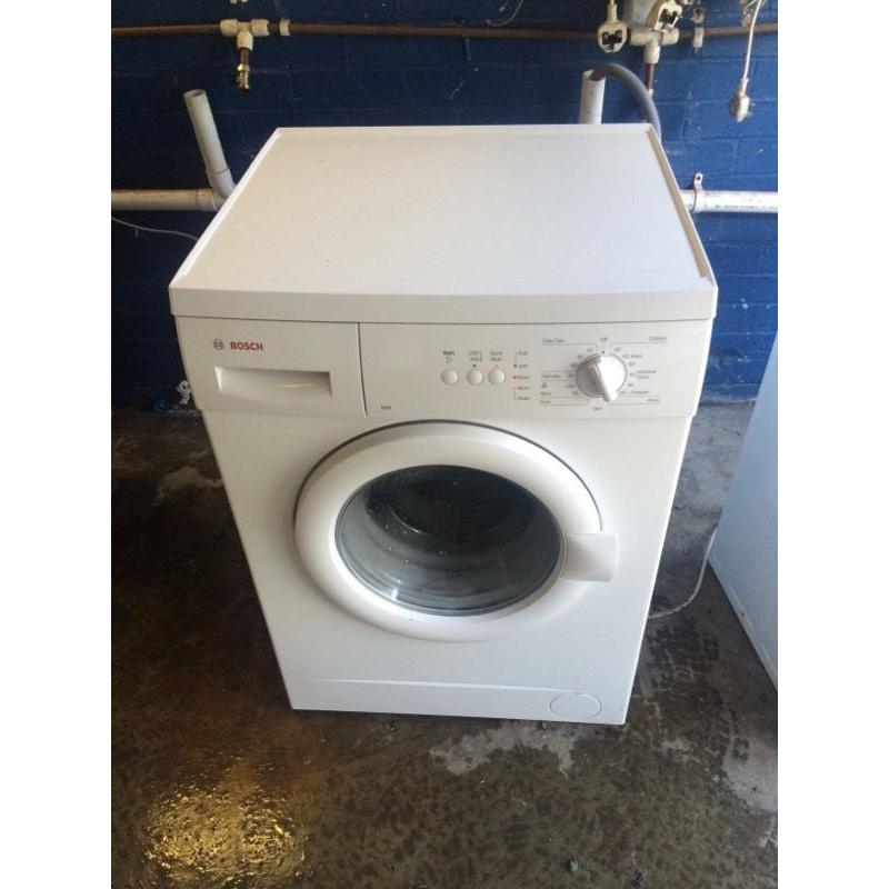 Bosch 7 kg white year old