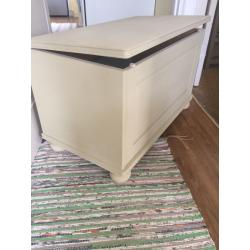 Solid Pine Blanket Box