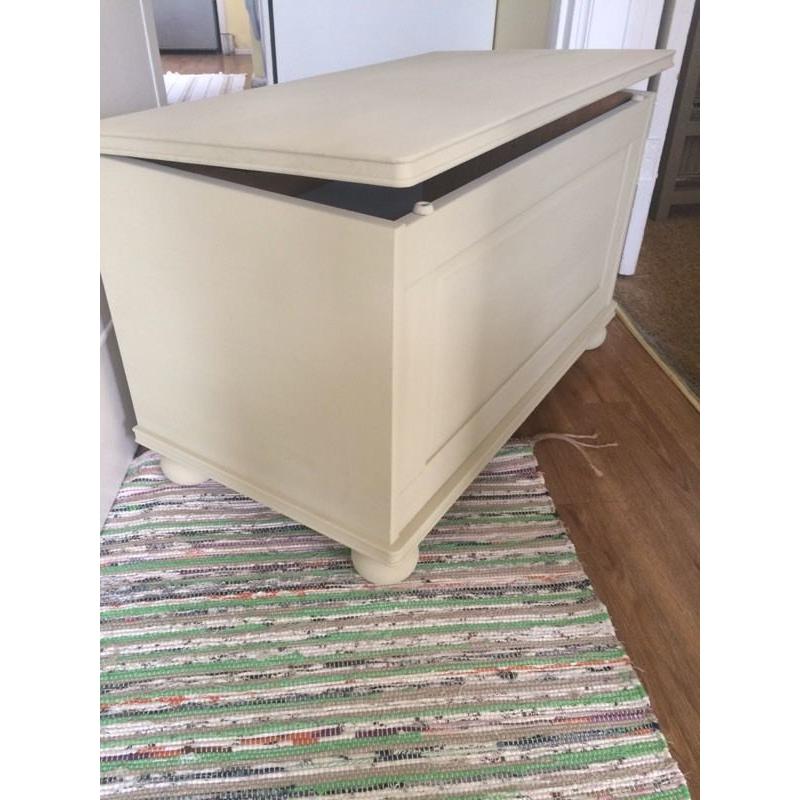 Solid Pine Blanket Box