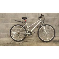 FULLY SERVICED 17 INCH FRAME WOMEN SHOCK WAVE BIKE FOR SALE