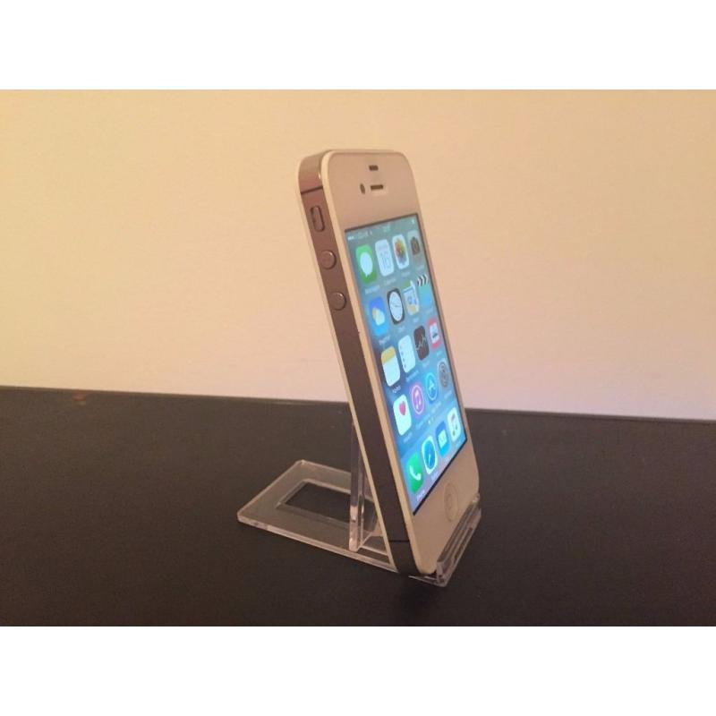 Apple iPhone 4s-16Gb- On O2/giffgaff/Tesco - Great condition