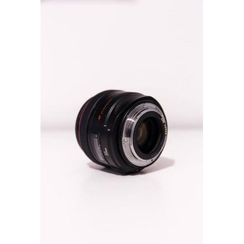 Canon EF 50mm f/1.2L USM