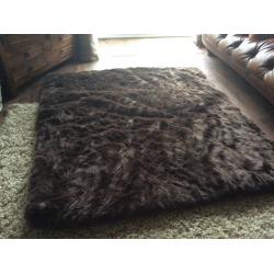 Extra large chocolate brown bed / sofa throw