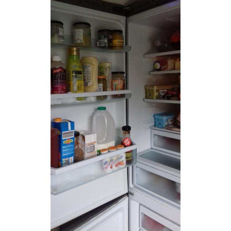 Hotpoint FF200E Half And Half Fridge Freezer
