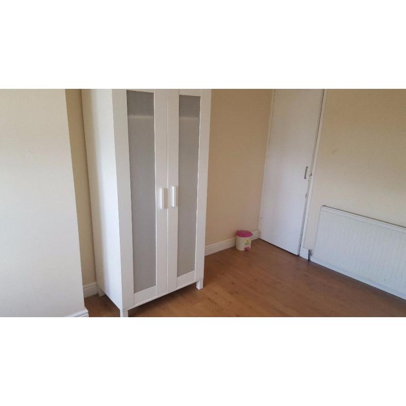 Lovely Double Room/ All Bills included