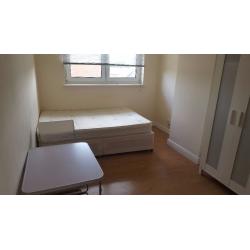 Lovely Double Room/ All Bills included