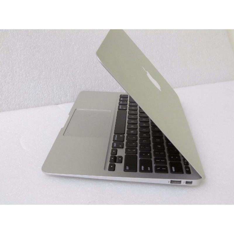 APPLE MACBOOK AIR 11 2015 NEW MODEL INTEL CORE i5 1.6GHZ 4GB RAM 128GB FLASH DRIVE