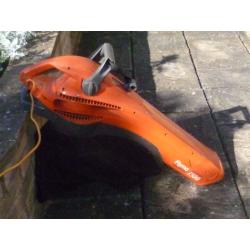 GARDEN VACUUM CLEANER / LEAF BLOWER
