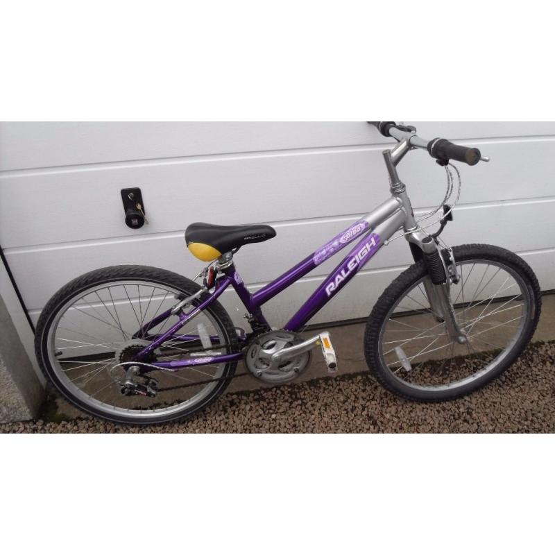 FEMALES BIKE