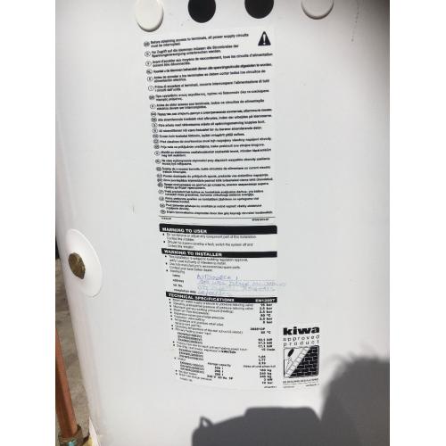 Daiken 200l hot water cylinder Code Daiken EKHWSO200B3V3