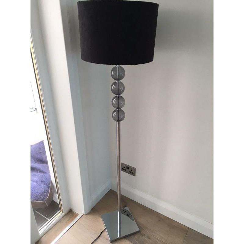 Floor lamp