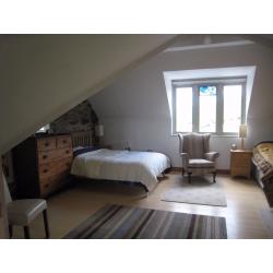 Rooms to let: Bedroom, Living room, Bathroom and Kitchenette