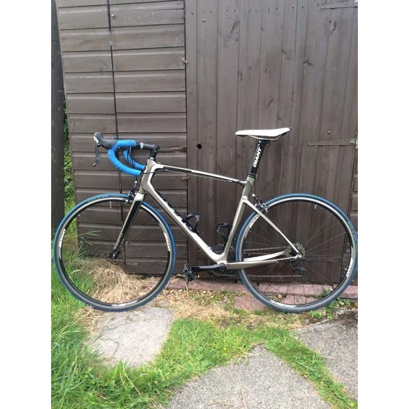 Giant Defy 2 Carbon