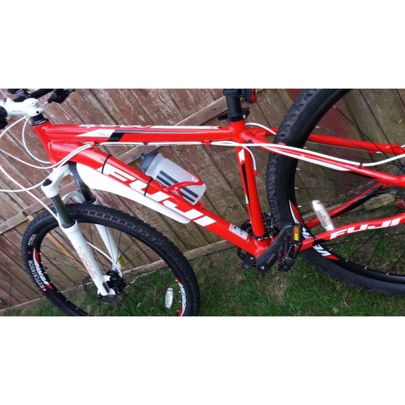 Mountain bike fuji Nevada