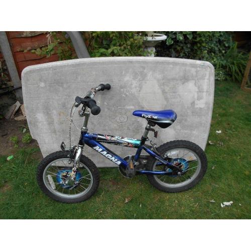 Magna blue 'flyzone' small childs 16 inch BMX bike