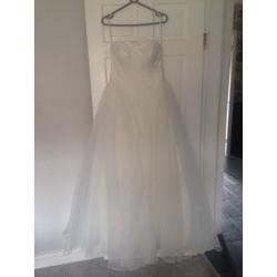 Stunning Anna Sorrano wedding dress size 10