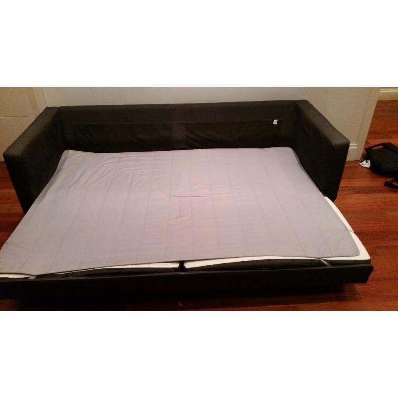 FREE: 3 seat sofa bed. Collection TOMORROW (Monday 1 August)