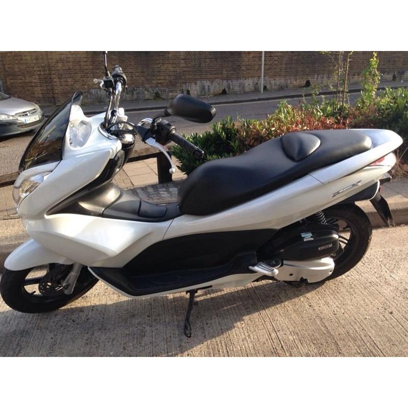 Honda PCX Low Millage(BARGAIN)
