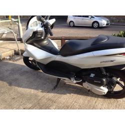 Honda PCX Low Millage(BARGAIN)