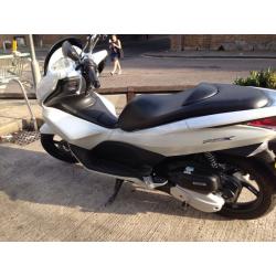 Honda PCX Low Millage(BARGAIN)