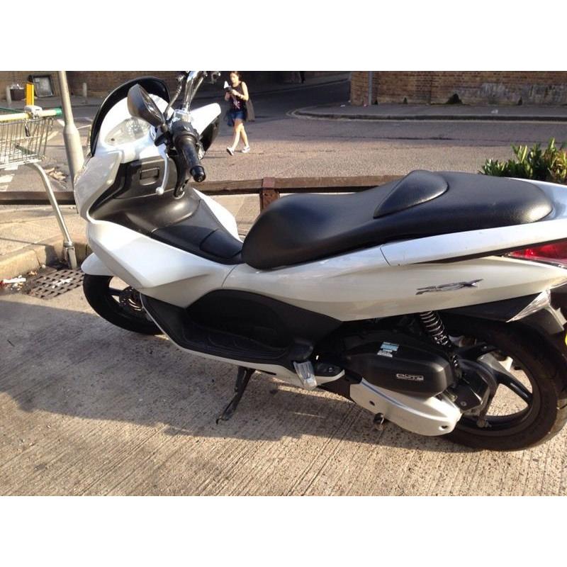 Honda PCX Low Millage(BARGAIN)
