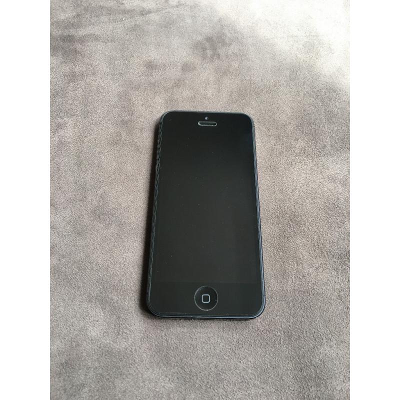 Apple iPhone Grey/Black 16gb with black leather cover