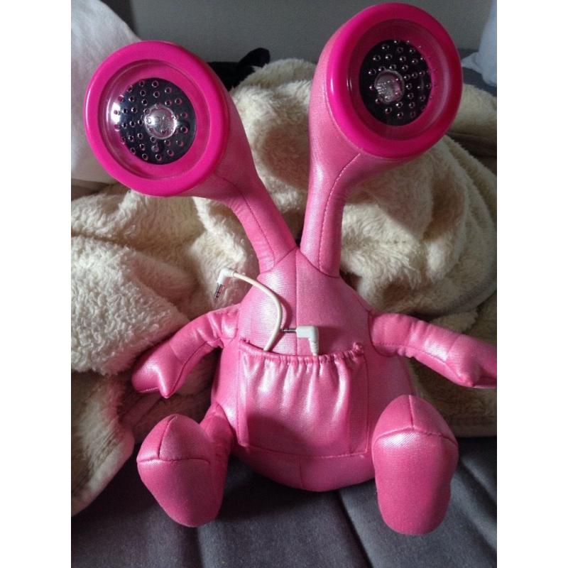 Pink IPals speaker
