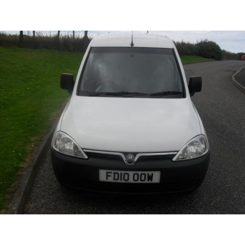 Vauxhall Combo 1.3CDTi 16v ( a/c ) 1700 2010 MOT 28/7/17 74600 Mls Very Clean 1