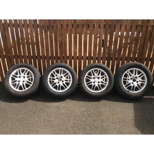 Ford fitting alloys 15'' good tyres suit trailer wheels off a Zetec Ford Fucus