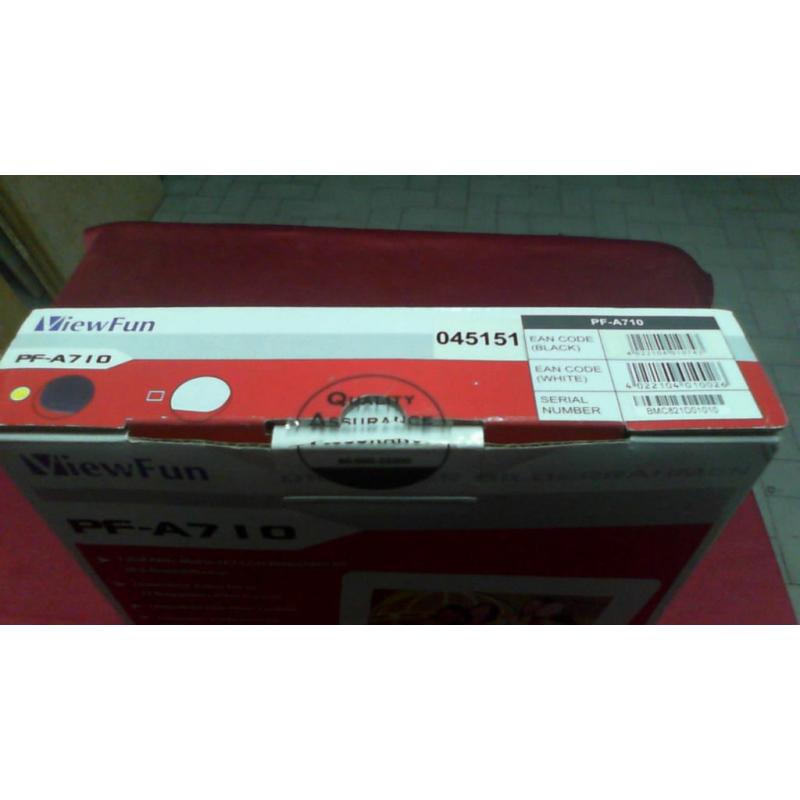 Viewfun PF-A710 7 inch Digital Photo Frame