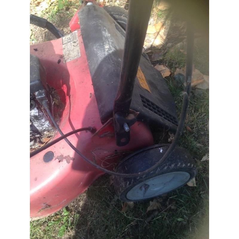 PETROL LAWN MOWER