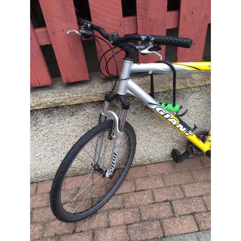 Used Giant Bike for sale (Locker included)