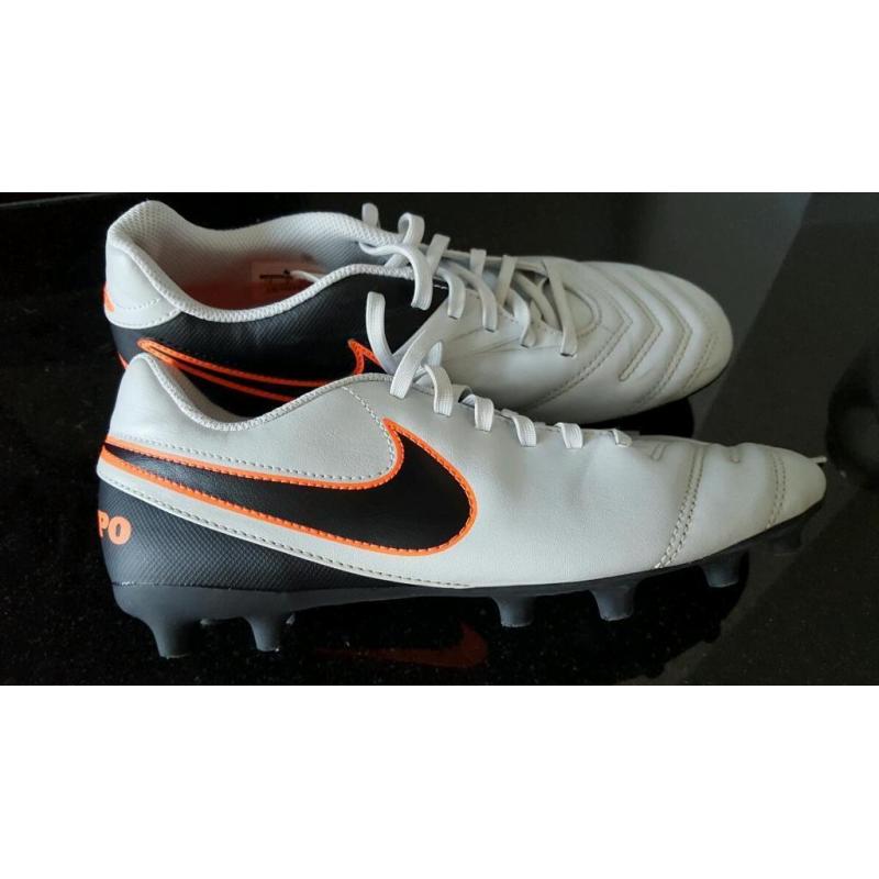 Nike Tiempo Football boots