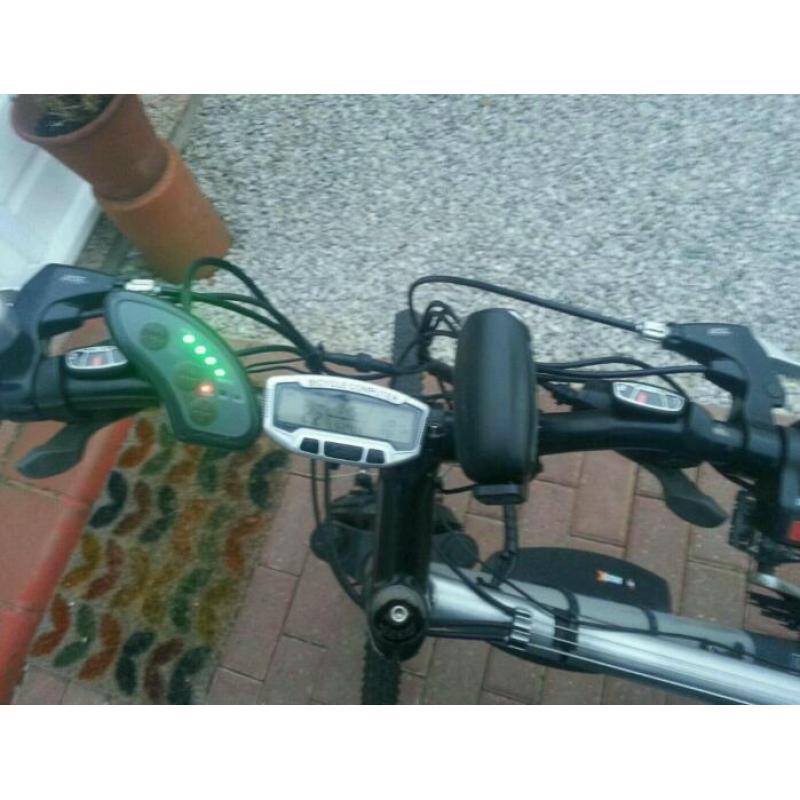 Infineum extreme electric mountain bike