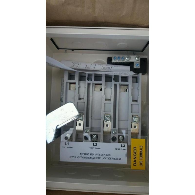 Merlin 32amp Tp-N rotator isolator