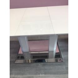 Large extendable dining table