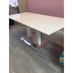 Large extendable dining table