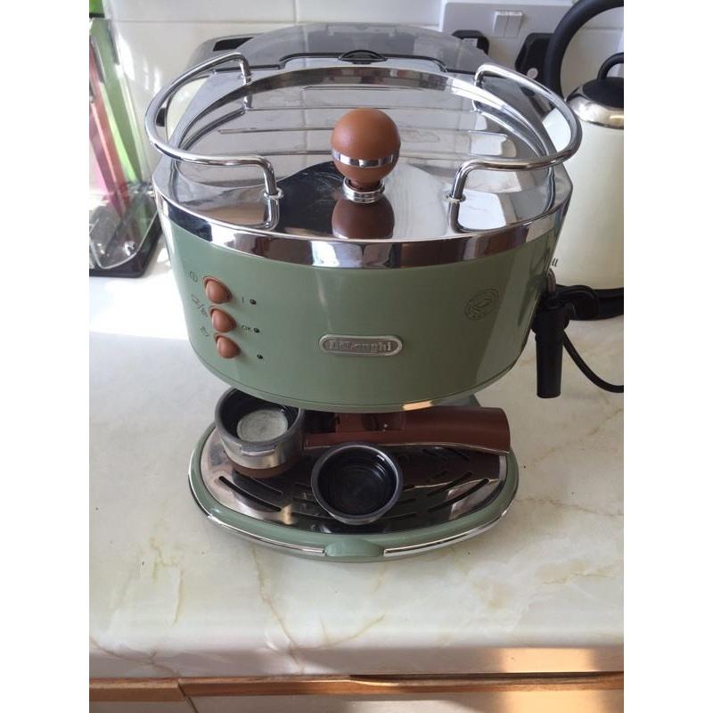 Delonghi Espresso/Coffee Machine