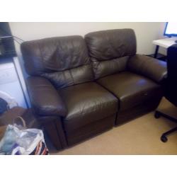 Sofa MUST GO