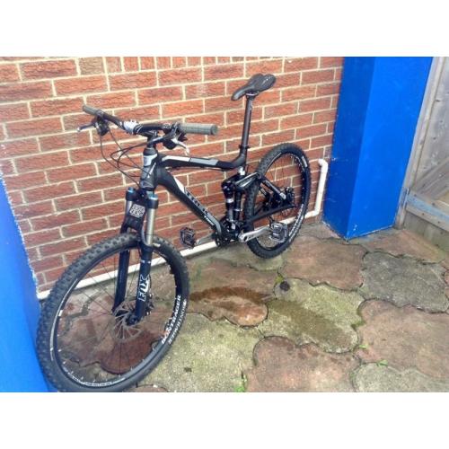 Full Suspension Trek Mountain Bike