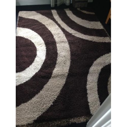 Extra large shaggy rug in browns/beige/cream
