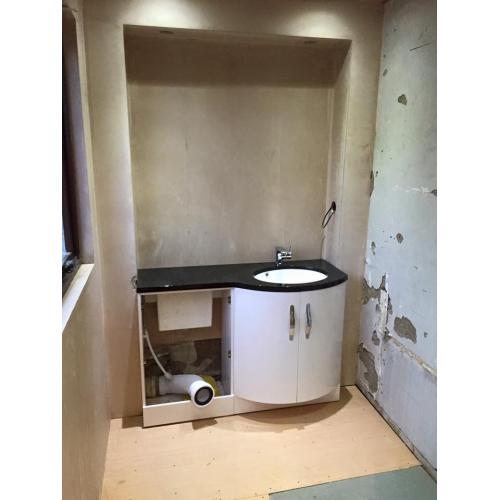 CONSIDERING A NEW BATHROOM? GIVE EDINBURGH'S NUMBER 1 BATHROOM FITTERS A CALL NOW!