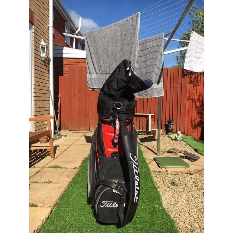 Titleist tour golf bag