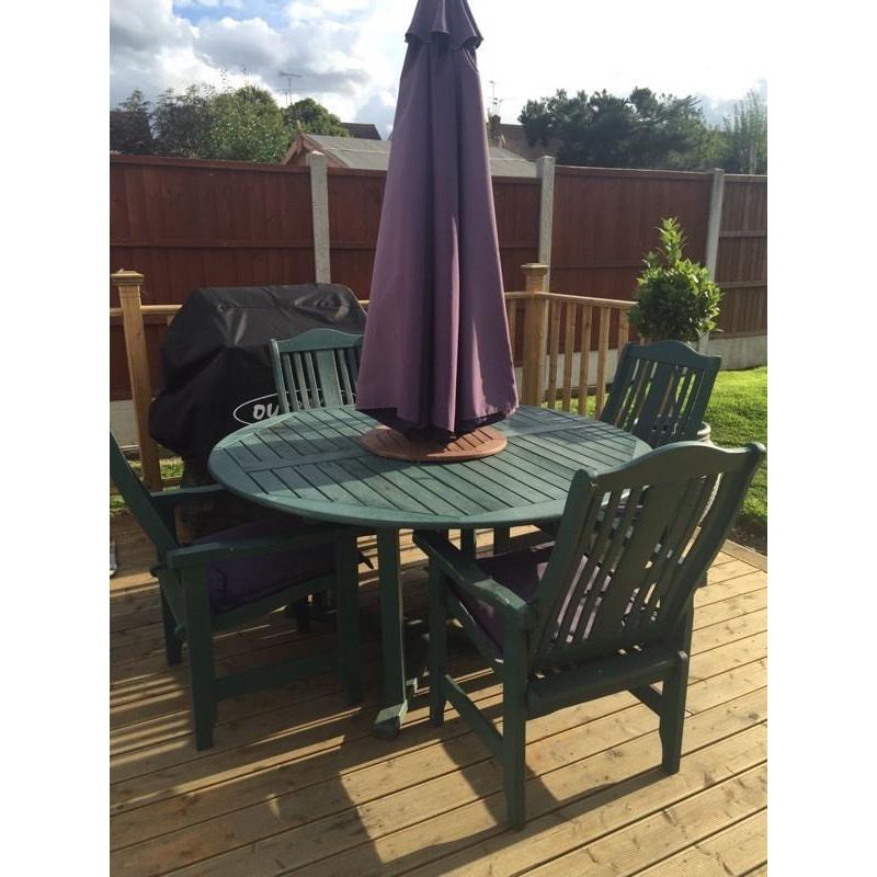 Garden table & 6 chairs