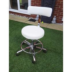 Beauty Therapist table and chair