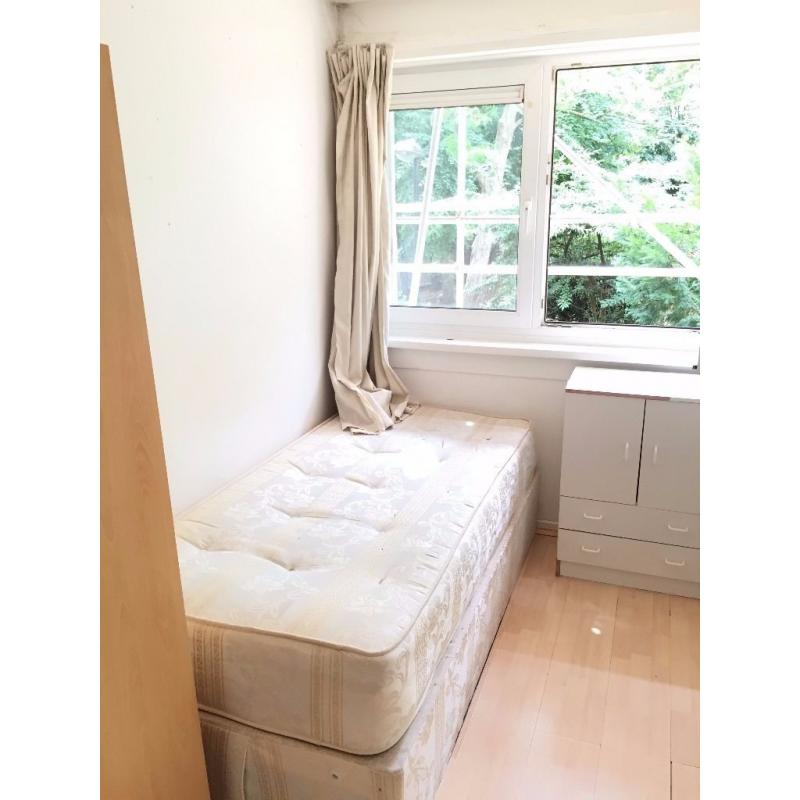 Cosy twin room JUST 155PW