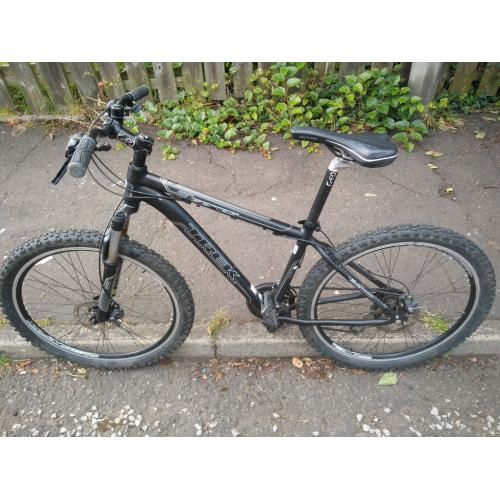 Trek 3 series with discs and suspention