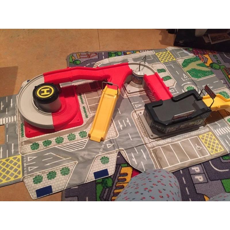 Car mat playset