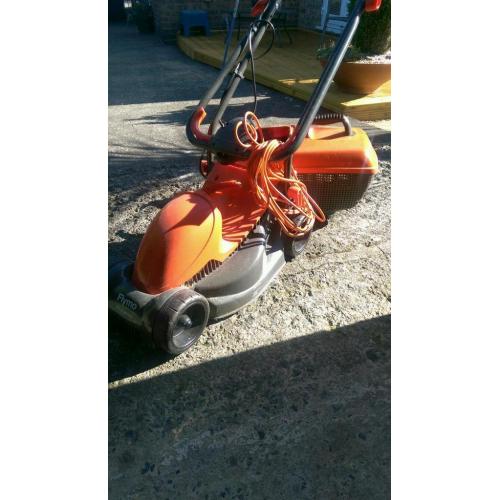 Lawnmower Fly Mo